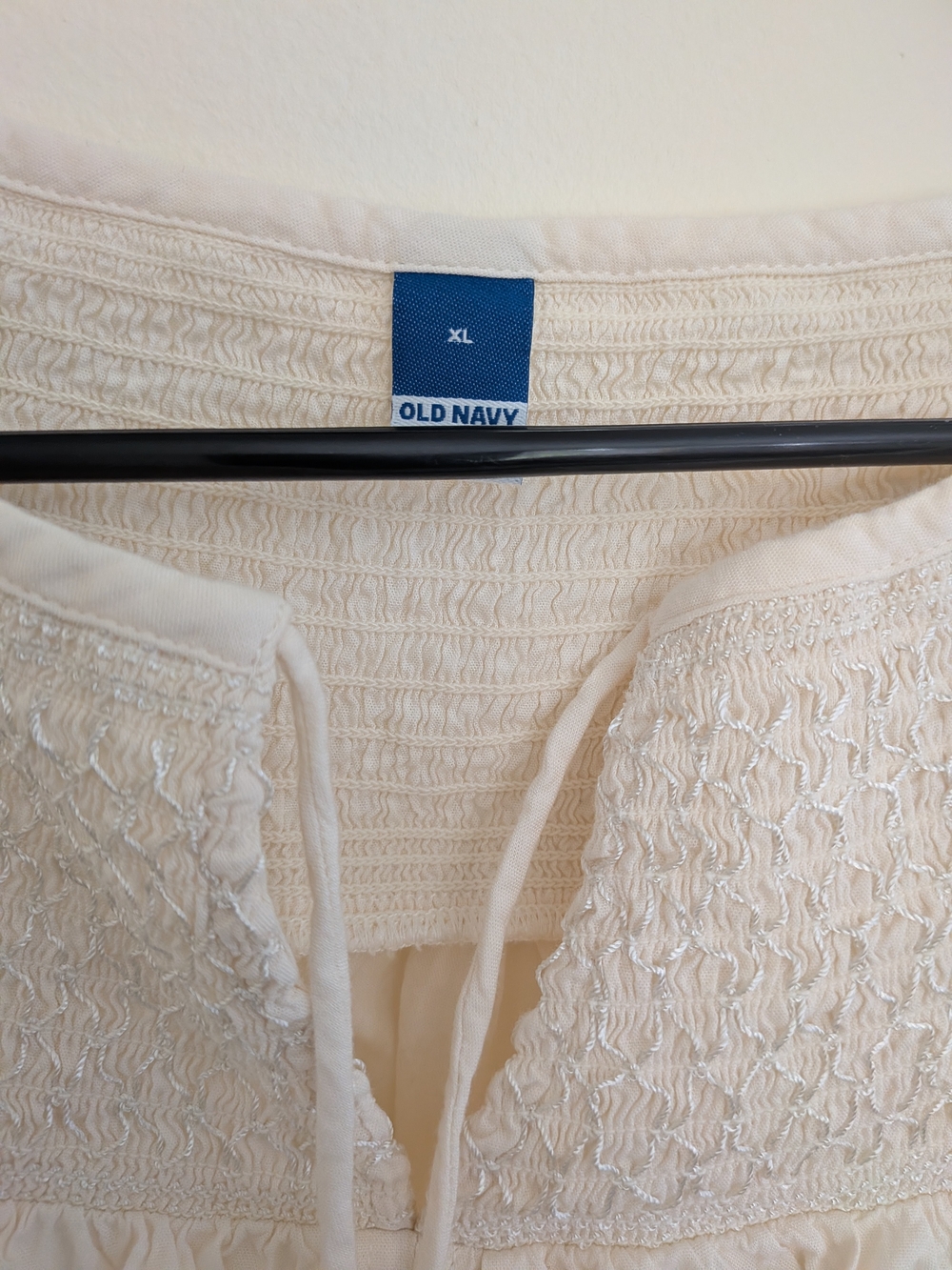 Old Navy Beautiful Cream Smocked Peasant Top - Picture 6 of 10